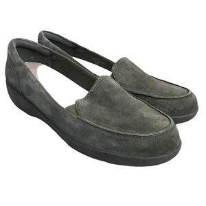 Easy Spirit Karin green leather slip on padded low rubber heel shoes Sz 9.5